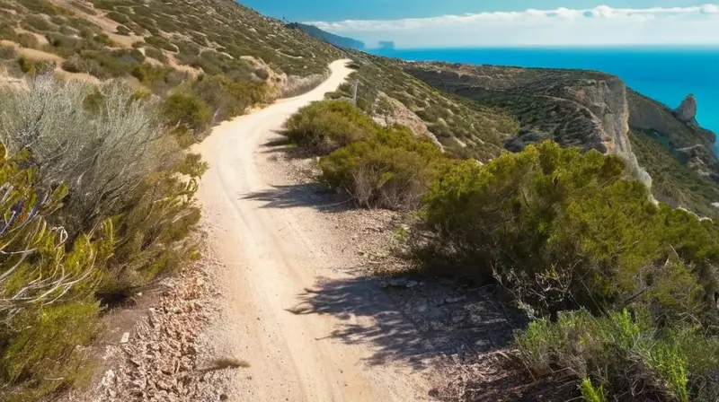 La escena describe una tierra árida cubierta de rocas calizas y brezo con un clima mediterráneo caracterizado por paisajes accidentados y colinas emborronadas